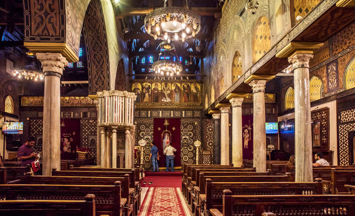 Cairo Egypt travel guide with Pyramids of Giza and Nile River