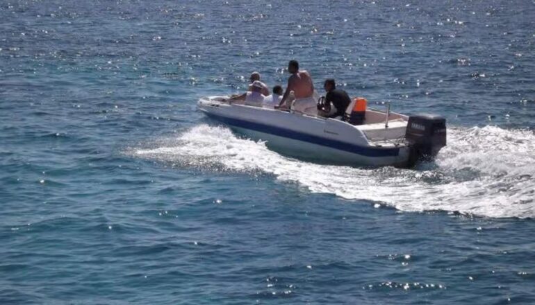 Tiran Island Sharm El Sheikh: Red Sea Snorkeling & Marine Life 1 Tiran Island near Sharm El Sheikh with turquoise Red Sea waters, coral reefs and beautiful coastal scenery