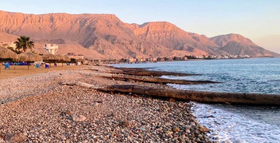Ain Sokhna Red Sea beach day trip from Cairo with swimming, sunbathing, and relaxing seaside views.