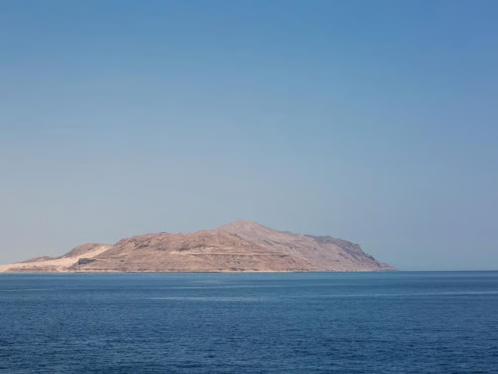 Tiran Island cruise from Sharm El Sheikh with turquoise Red Sea waters, coral reefs and beautiful marine scenery